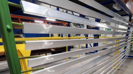 Busbars in rack applications