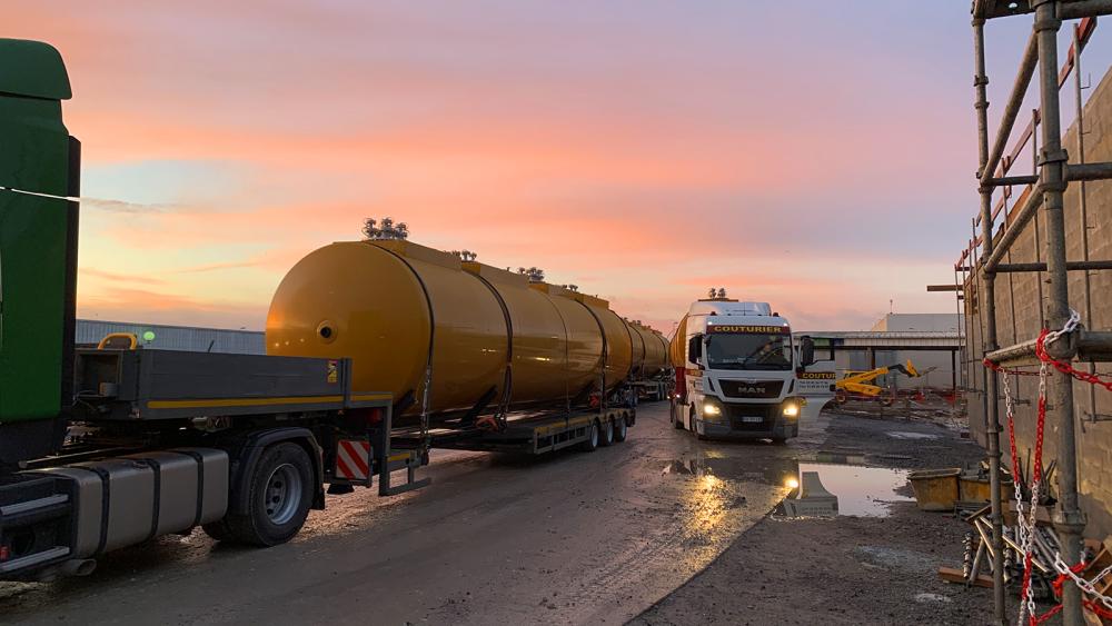 Underground tanks arrive in the early morning at the Amiens site